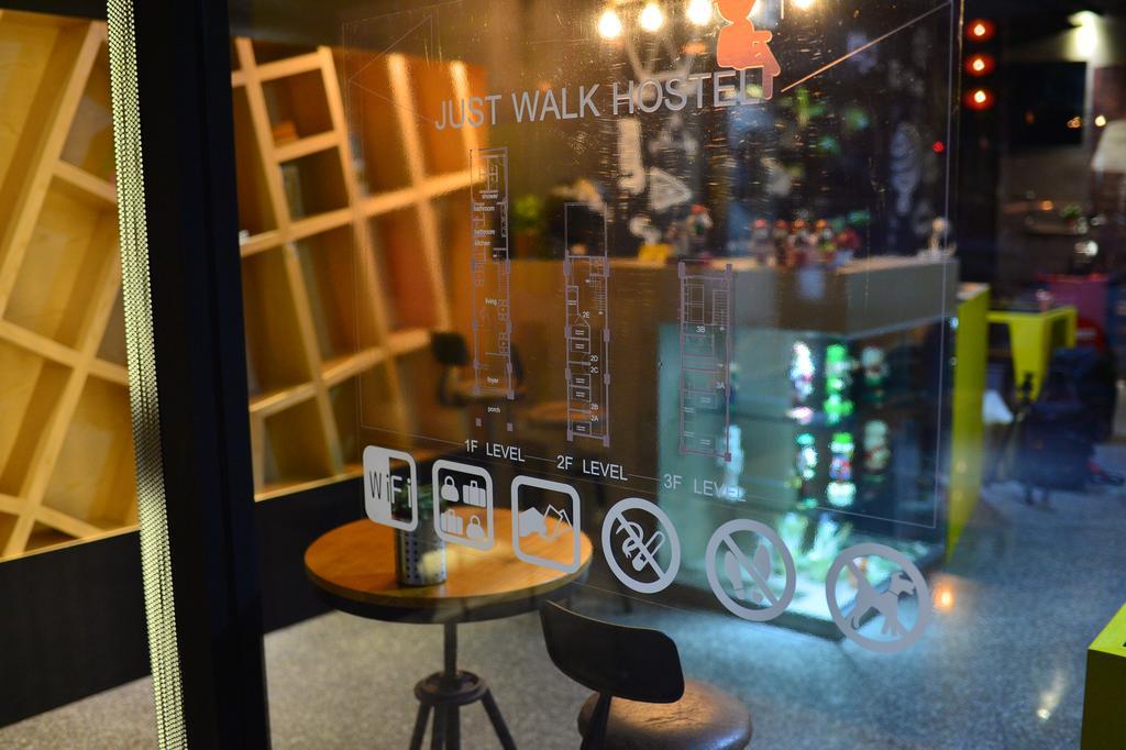 Just Walk Backpacker Hostel Hualien City Exterior foto